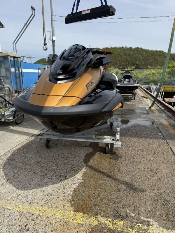 ヤマハ ジェットスキー「FX Cruiser HO」納品